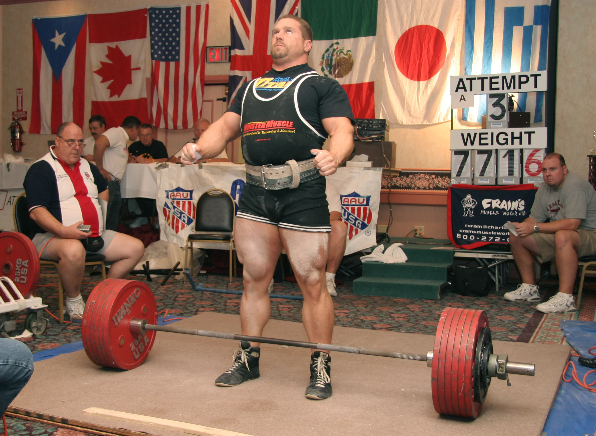 Kirk Karwoski getting psyched before a deadlift attempt