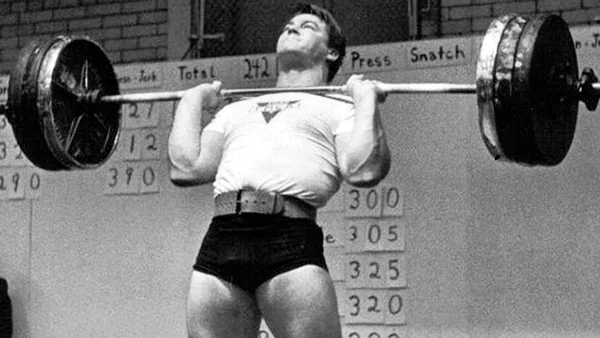 Athlete competing in a powerlifting meet