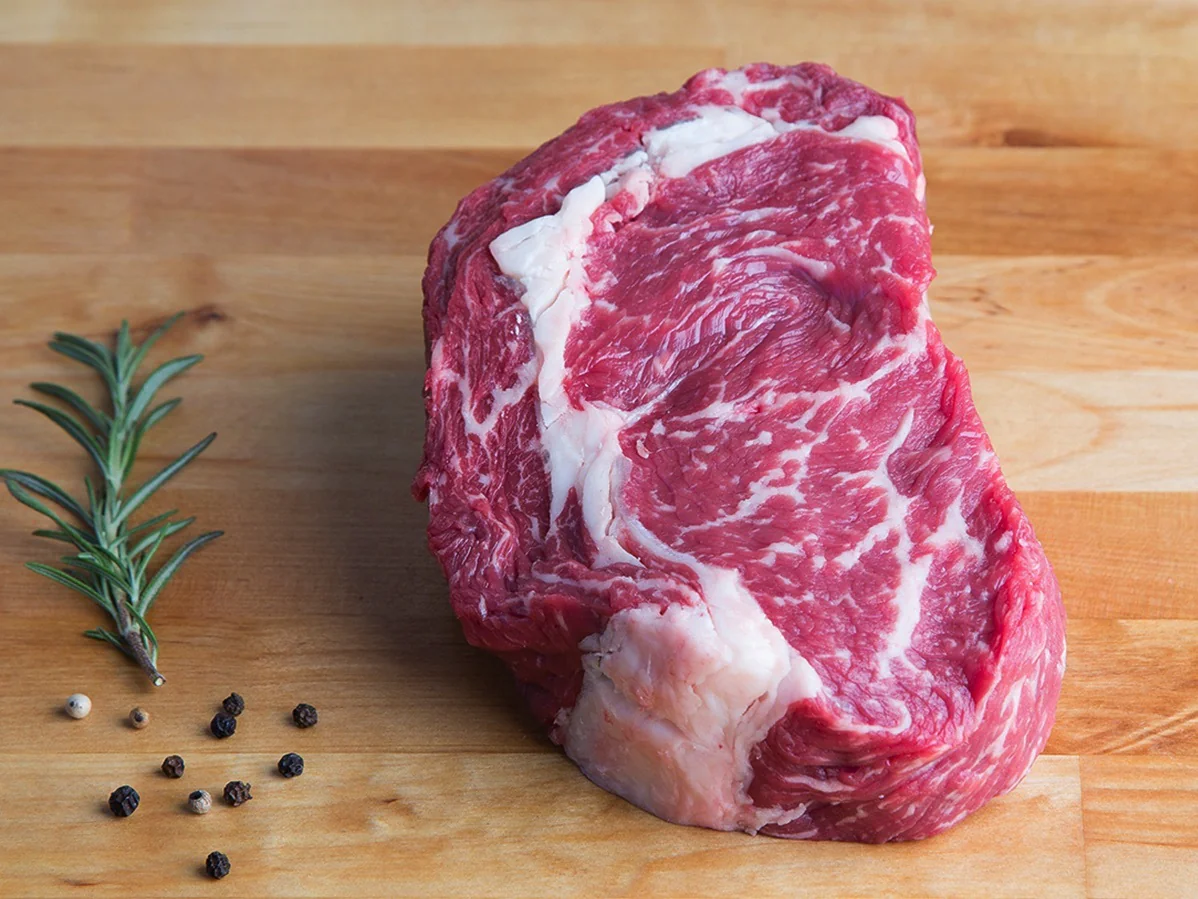 Rib-eye steak for post-strength training nutrition