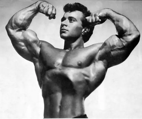 Bodybuilder Freddy Ortiz double bicep shot