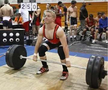 Athlete deadlifting for nutritional supplements article