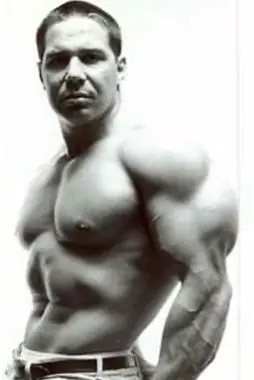 Bill Pearl showing his left triceps