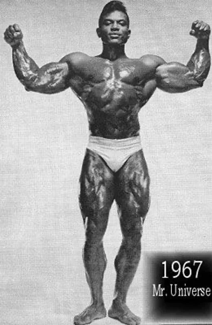 Sergio Oliva posing as a bodybuilder in 1967