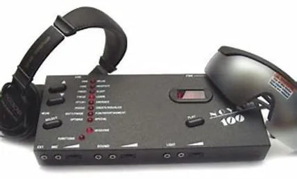 PhotoSonix Nova Pro device with headphones and light glasses